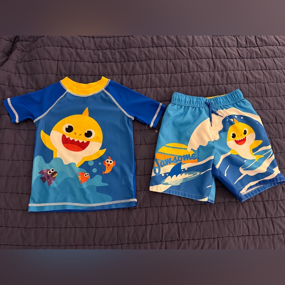 Pinkfong Baby Shark Swim Set